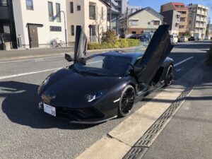 アヴェンタドール