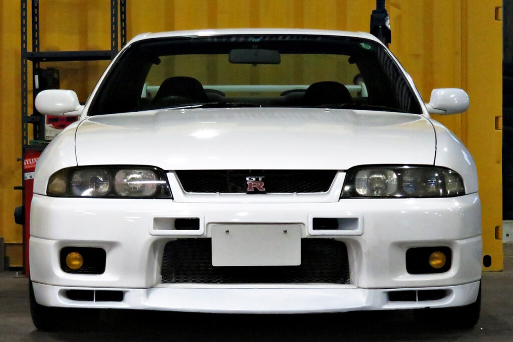 GT-R R33