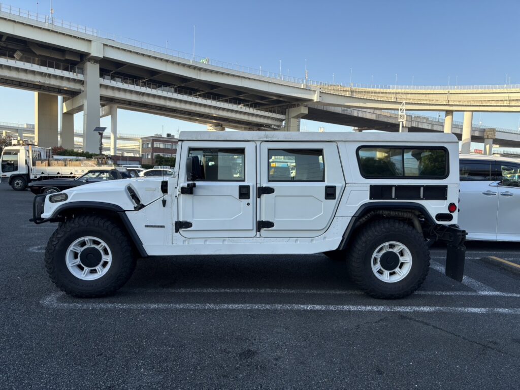ハマーHUMMER H1